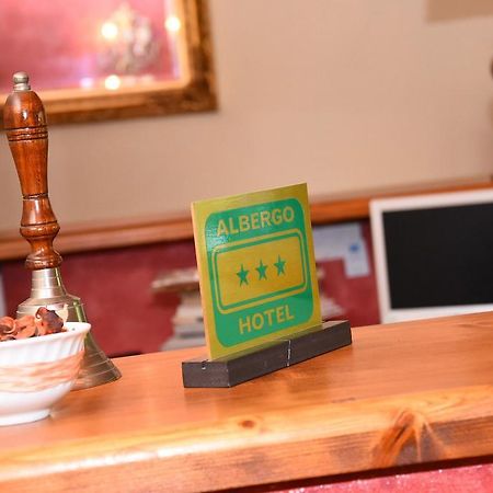 Albergo Dimora Storica Antica Hostelleria Crema Dış mekan fotoğraf